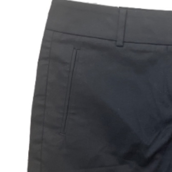 Ann Taylor Black Tailored Devin Shorts Metro short stretch pockets petite size 8 - Picture 4 of 8